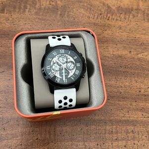 Automatic Fossil Watch for sale, used. Has some wear.